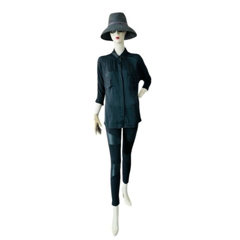 BCBGMAXAZRIA Women's Black Satin Blouse M 3/4 Sleeve Button Front Pockets VG - Picture 8 of 10